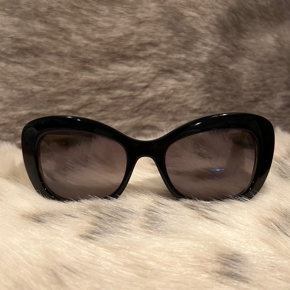FENDI selleria Sunglasses - Picture 8 of 14